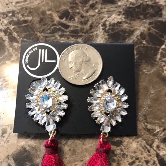 Rhinestone and tassel earrings - Picture 2 of 5